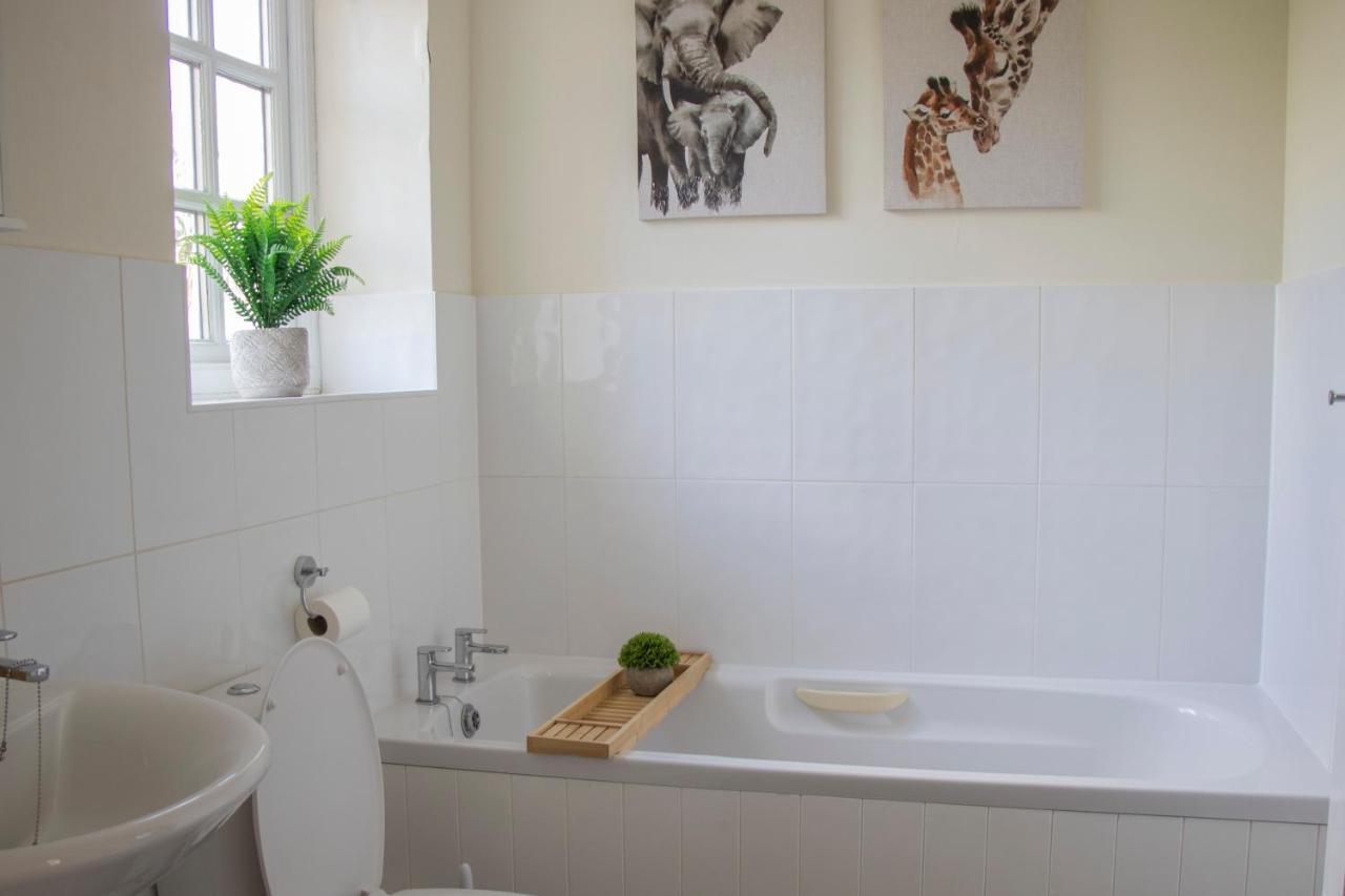 Lovely 3-Bedroom Apartment In Colchester Zewnętrze zdjęcie