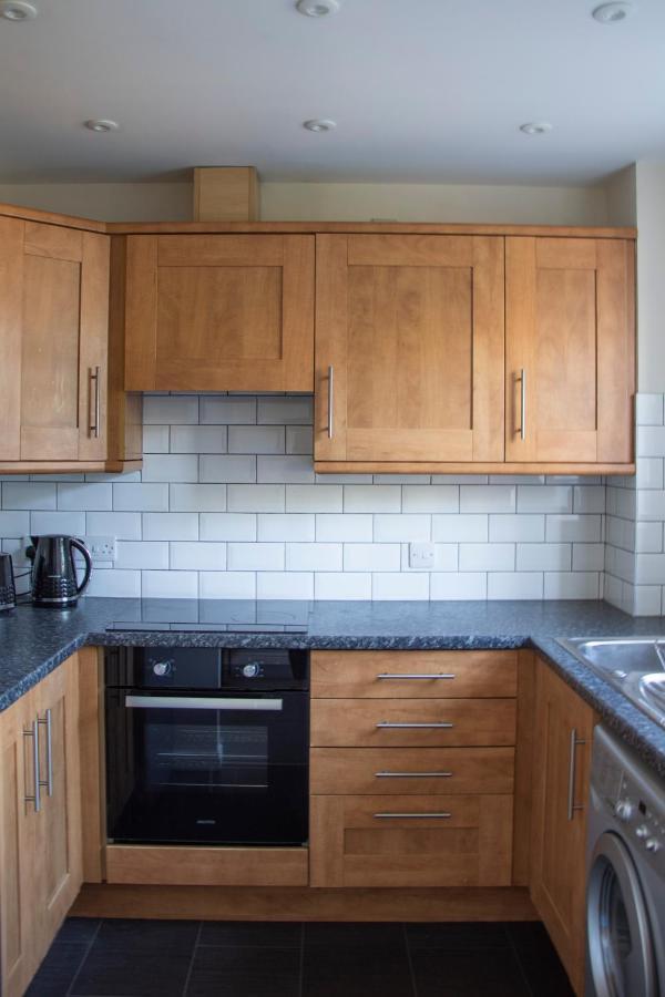 Lovely 3-Bedroom Apartment In Colchester Zewnętrze zdjęcie