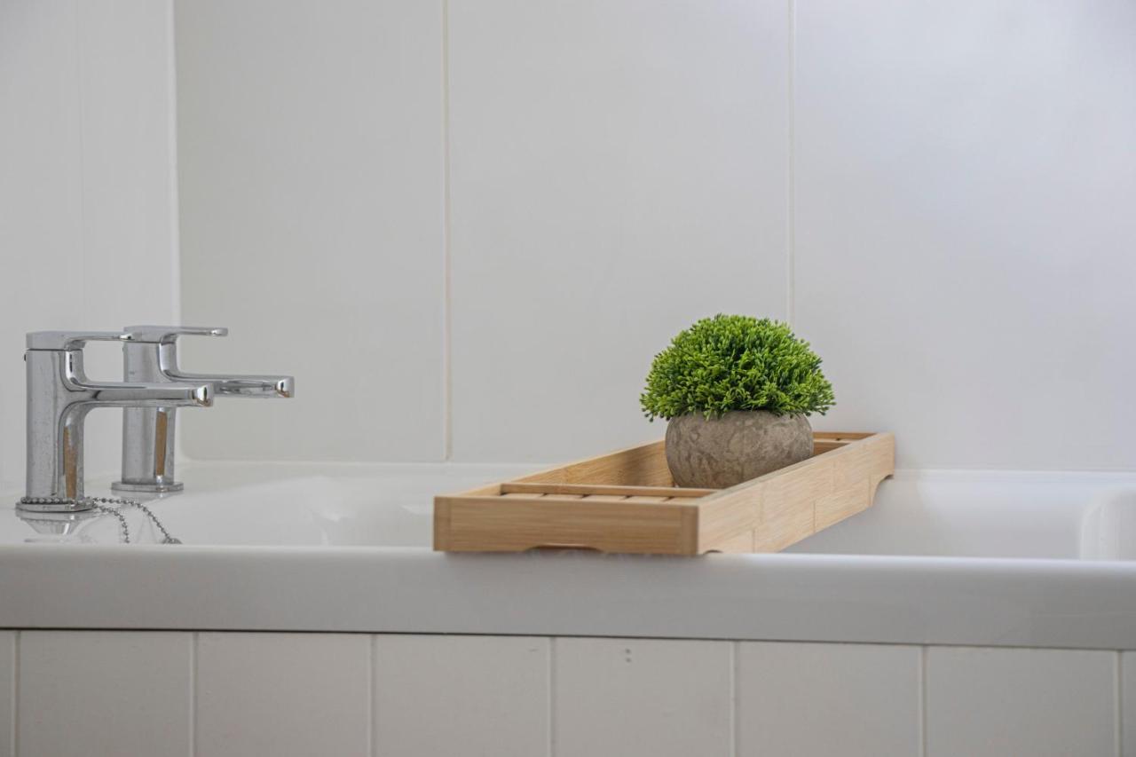 Lovely 3-Bedroom Apartment In Colchester Zewnętrze zdjęcie
