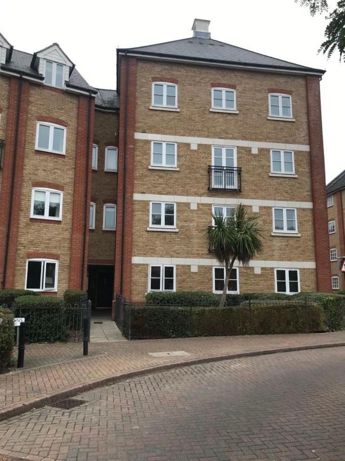 Lovely 3-Bedroom Apartment In Colchester Zewnętrze zdjęcie